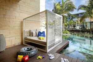 Family Selection Swim Up Junior Suite Beachside at Grand Palladium Costa Mujeres